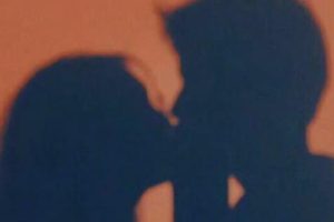 超级美的又很简单的短句发朋友圈 按照大自然的规律你该遇到我了