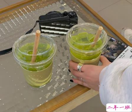 七夕秀恩爱的短句发朋友圈 2022情人节秀恩爱必备短句1