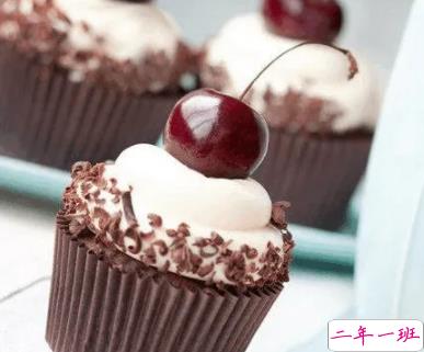 心情不好吃甜食的说说 吃甜食心情会好的说说1