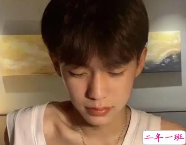 写给余庆伟的文案带图片 给余庆伟表白的句子14