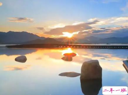 关于盛夏的唯美短句带图片 夏季唯美好听的说说13