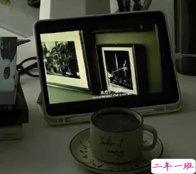 简单却很压抑的文案带图片 我在往前走为什么我还是会哭15