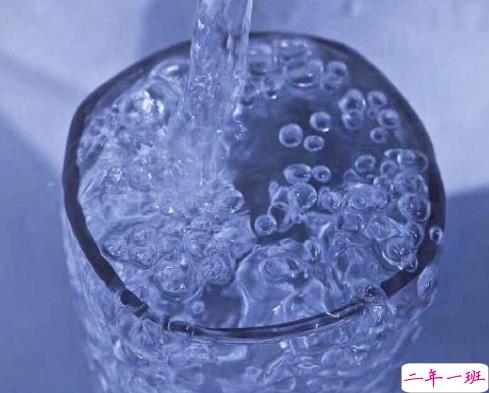 高级感让人眼前一亮的说说带图片 很温柔的说说带图片6